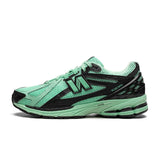 New Balance 1906R size? Exclusive Green Black