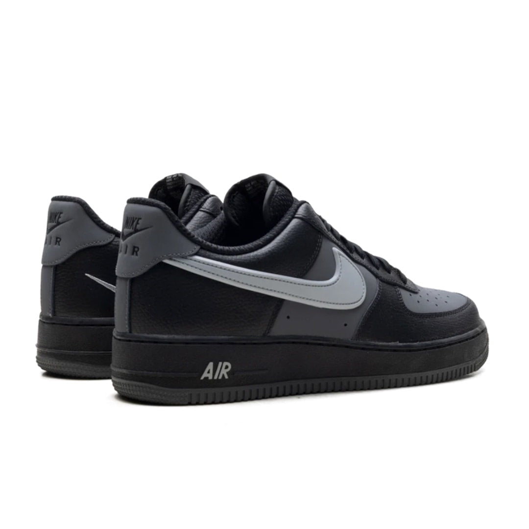 Nike Air Force 1 Low '07 LV8 Black Light Smoke Grey - vista 3