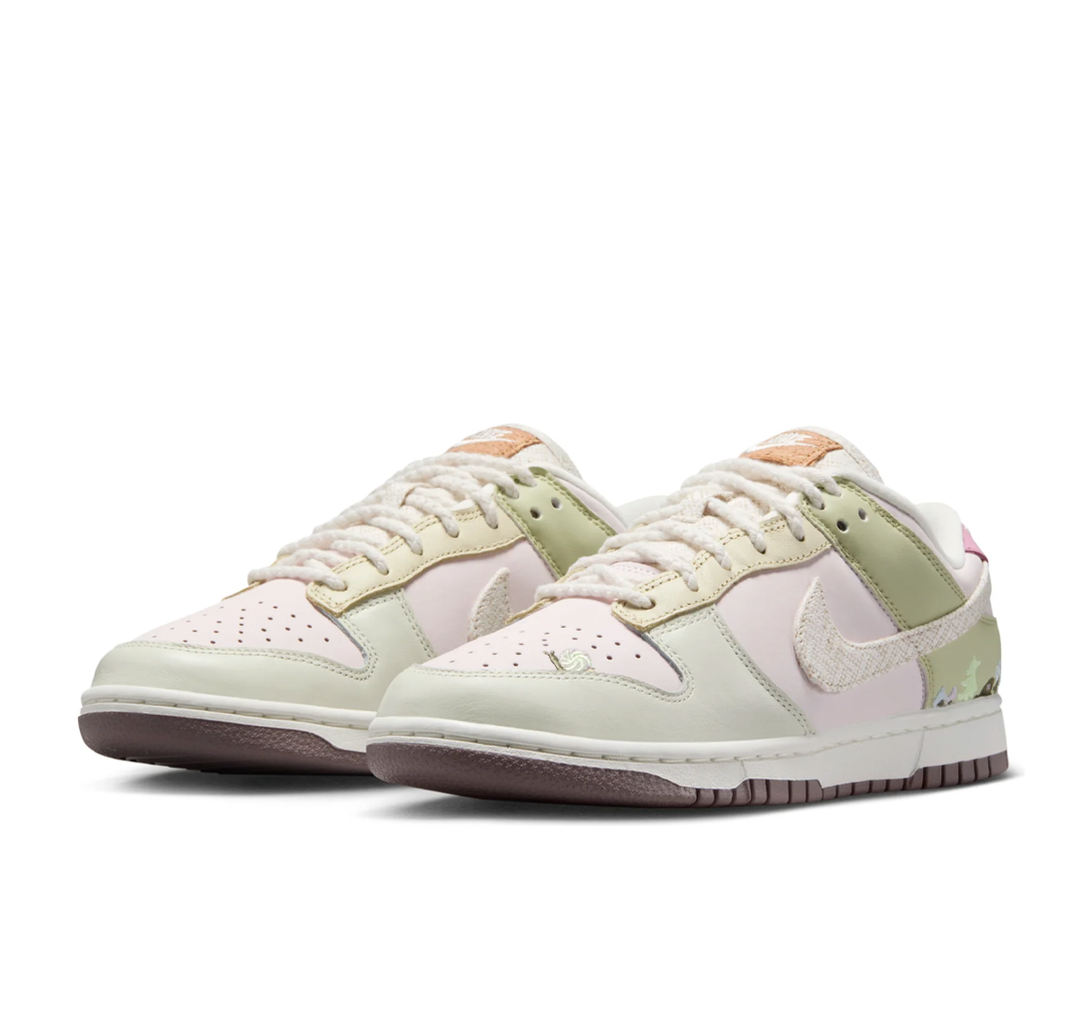Nike Dunk Low LX "Mushroom"