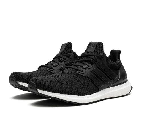 Adidas UltraBoost "Core Black"