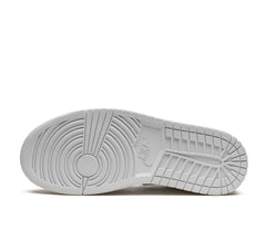 Air Jordan 1 Low Craft "Inside Out Tech Grey"