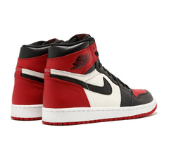 Air Jordan 1 Retro High "Bred Toe"