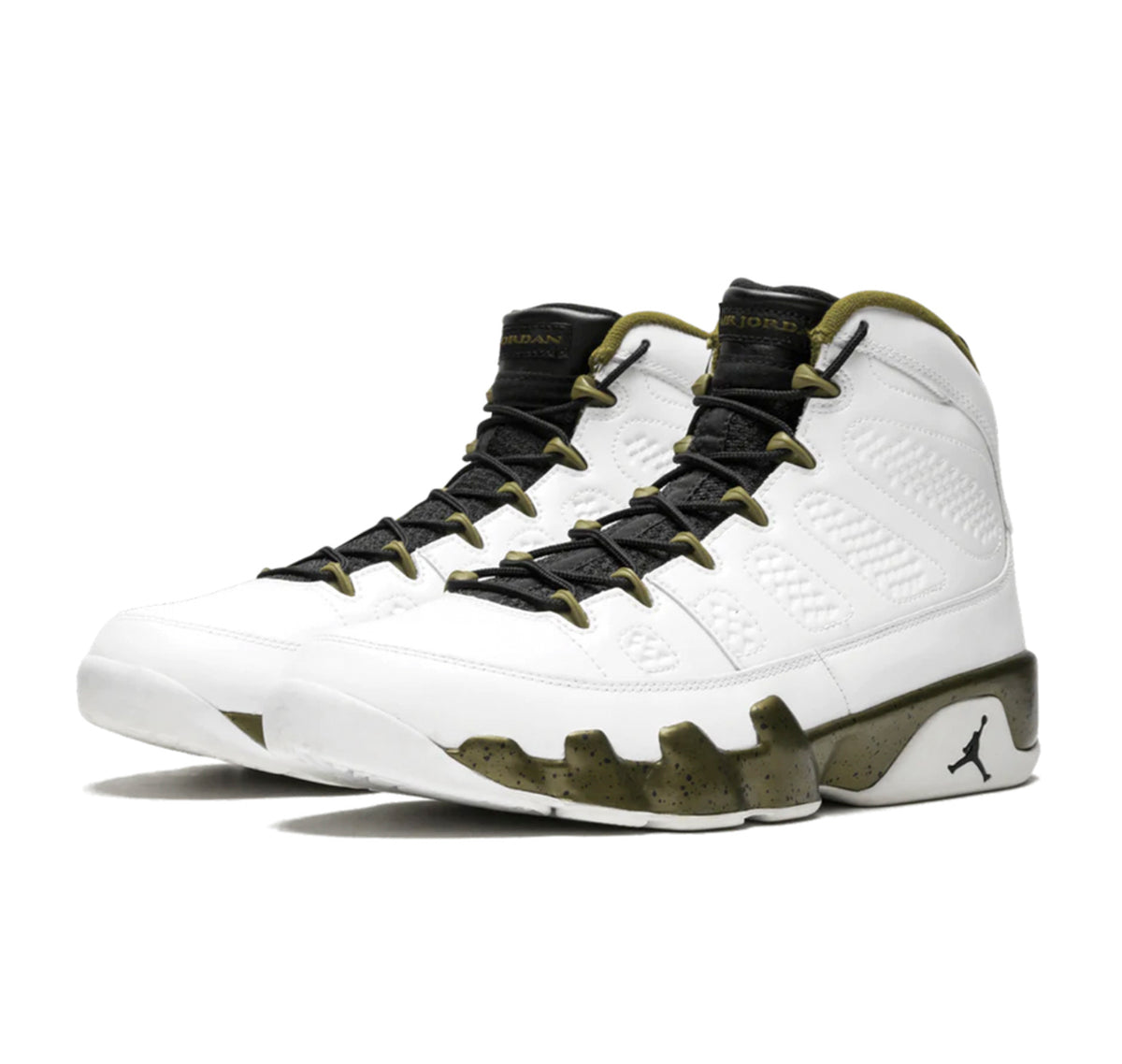 Jordan 9 Retro Statue