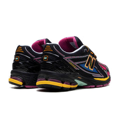New Balance 1906R Neon Nights