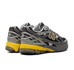 New Balance 1906U Castlerock Ginger Lemon