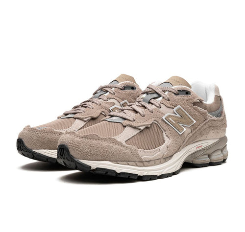New Balance 2002R 