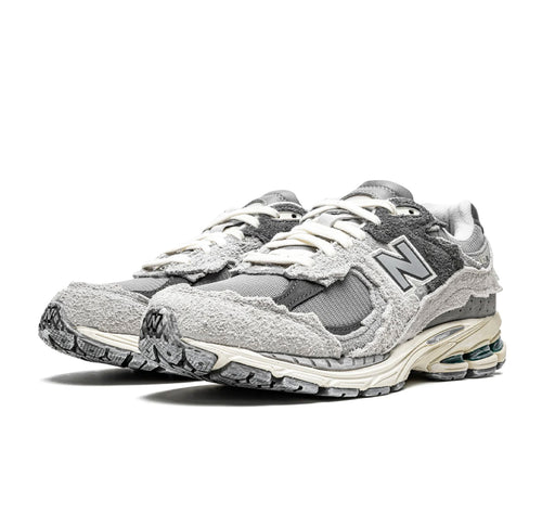 New Balance 2002R 