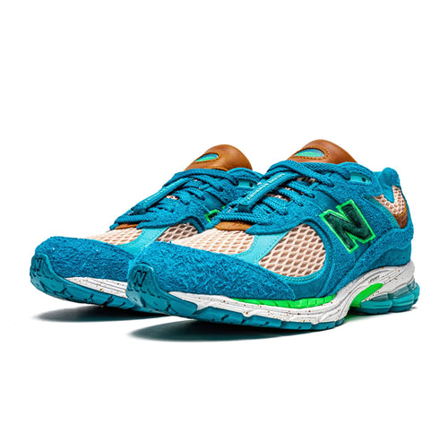 New Balance 2002R 