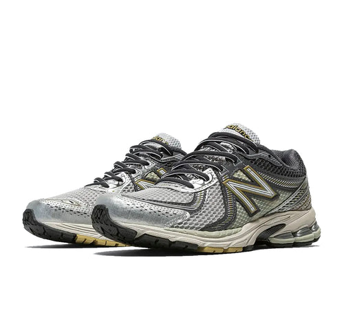 New Balance 860v2 Earth