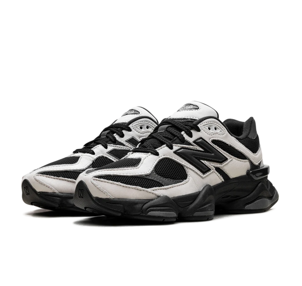 New Balance 9060 "Off White Black" - vista alterna