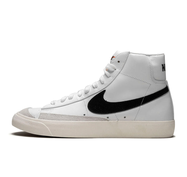 Nike Blazer Mid '77 "Vintage White Black"