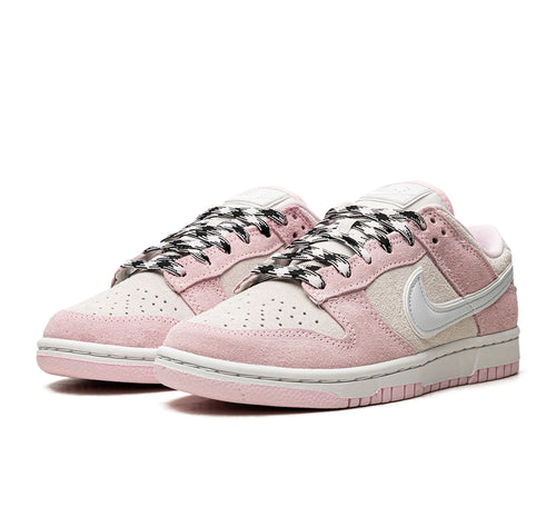 Nike Dunk Low LX 