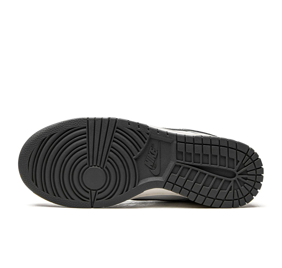 Nike Dunk Low "Light Smoke Grey"