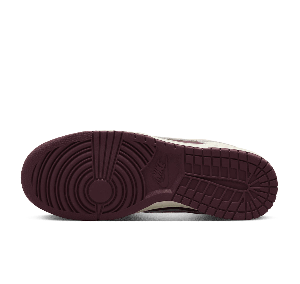 Nike Dunk Low Retro "Valentine's Day"