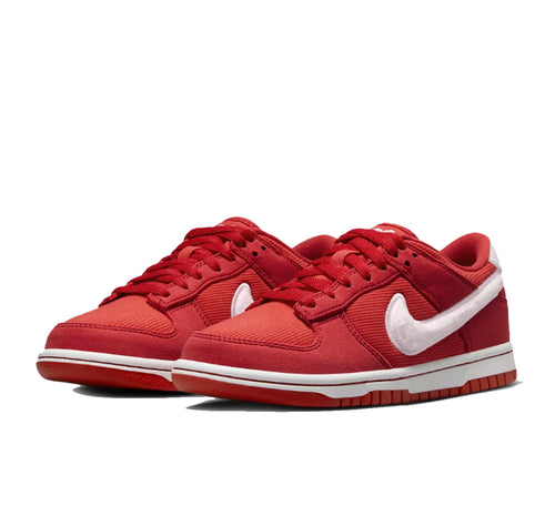Nike Dunk Low Valentine's Day (2024)