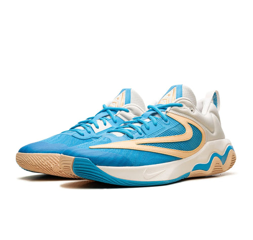 Nike Giannis Immortality 3 