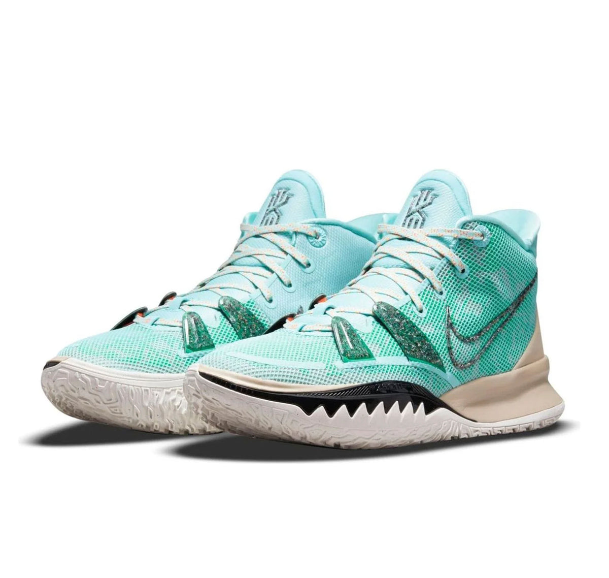 Nike Kyrie 7 "Copa"