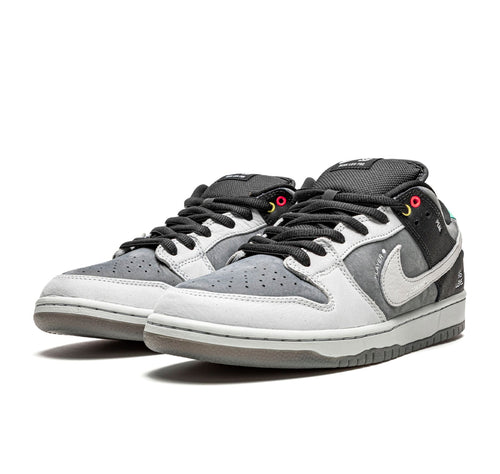 Nike SB Dunk Low 