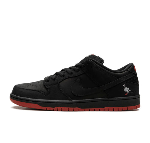 Nike SB Dunk Low 