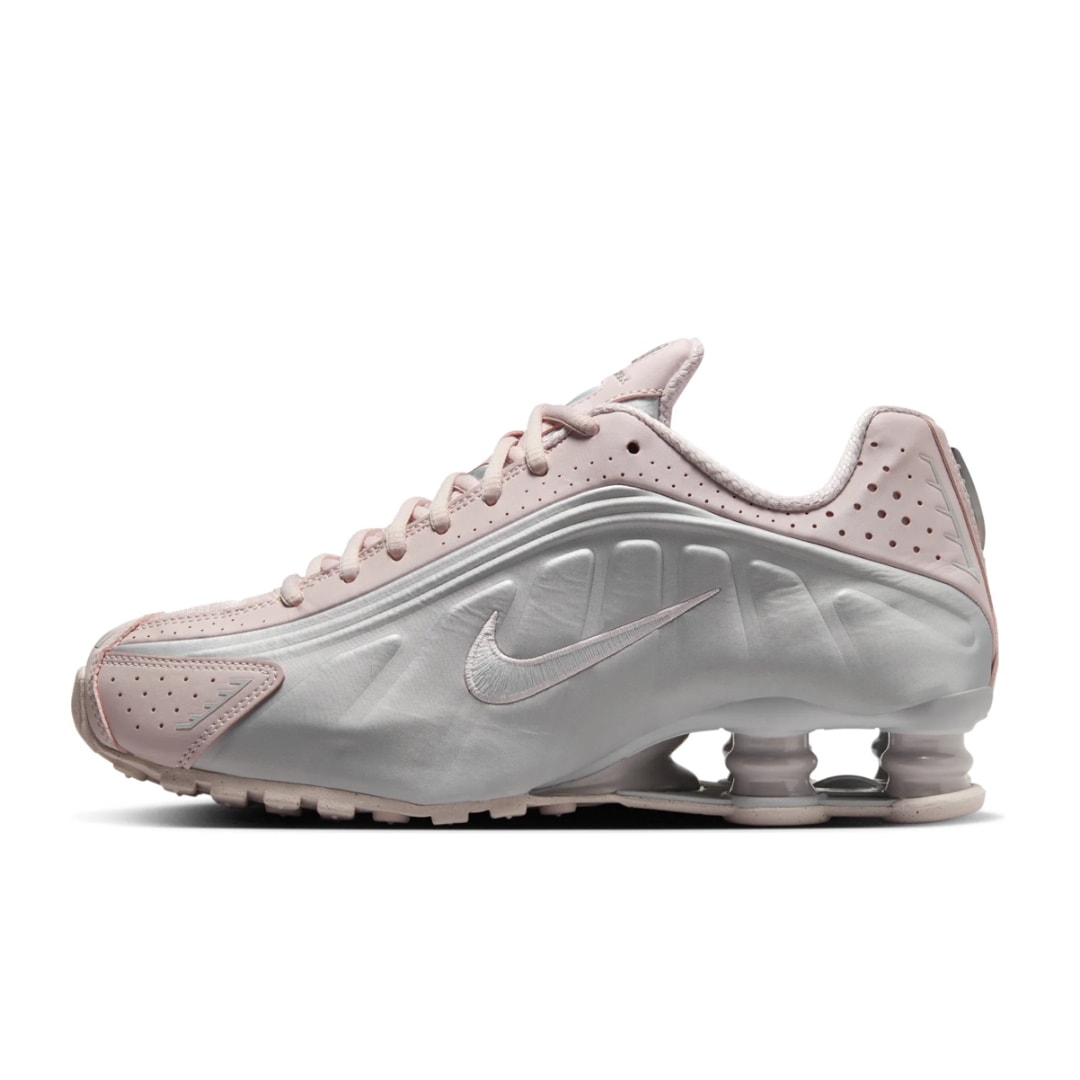 Nike Shox "R4 Barely Rose Metallic Platinum" - vista 1