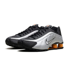 Nike Shox R4 "Bright Mandarin"