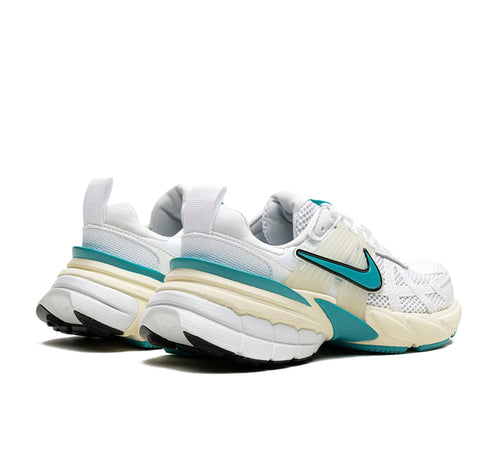 Nike V2K Run Dusty Cactus
