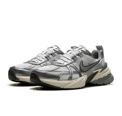Nike V2K Run "Pure Platinum Wolf Grey"