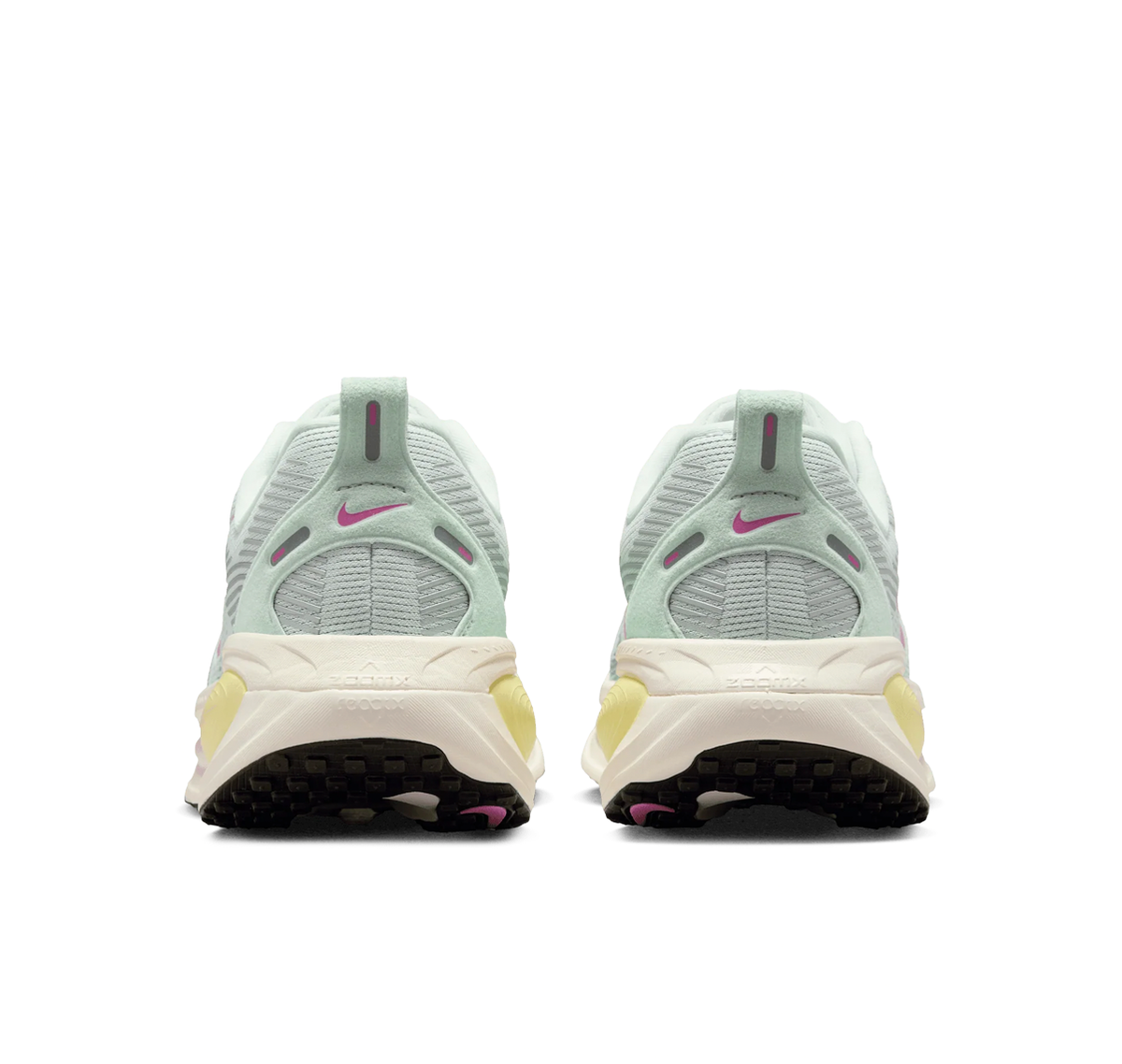 Nike Vomero 18 "Barely Green Pale"