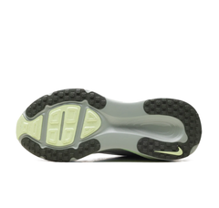 Nike Vomero 18 "Barely Green Steam"