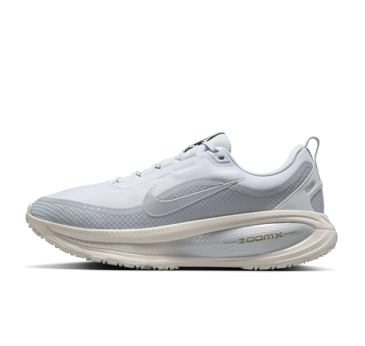 Nike Vomero 18 "Gore-Tex Pure Platinum Light Pumice"