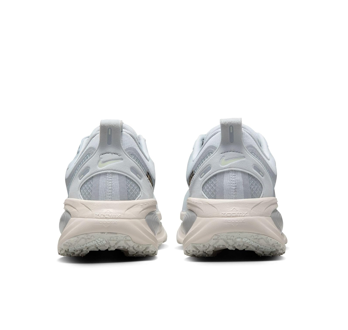 Nike Vomero 18 "Gore-Tex Pure Platinum Light Pumice"