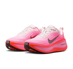 Nike Vomero Plus "Hyper Pink Bright Crimson"