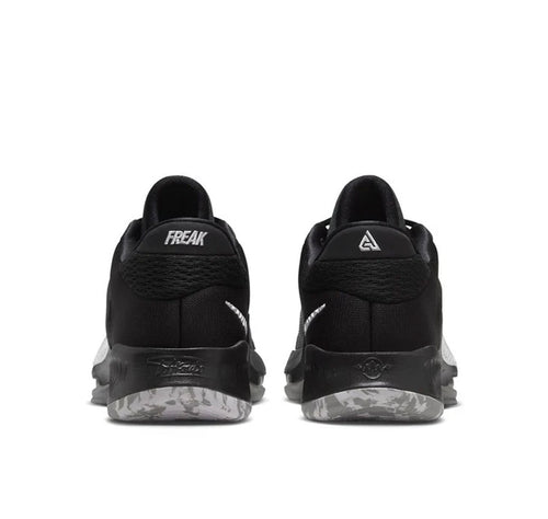Nike Zoom Freak 4 