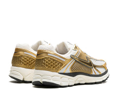 Nike Zoom Vomero 5 "Metallic Gold"
