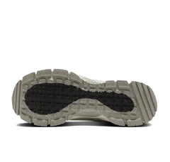 Nike Zoom Vomero 5 Roam Summit White Light Bone