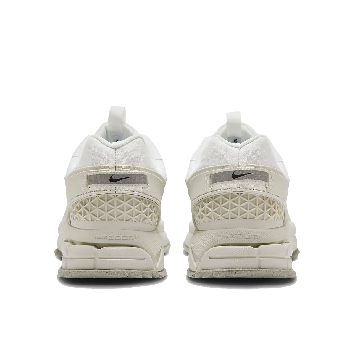 Nike Zoom Vomero 5 Roam Summit White Light Bone