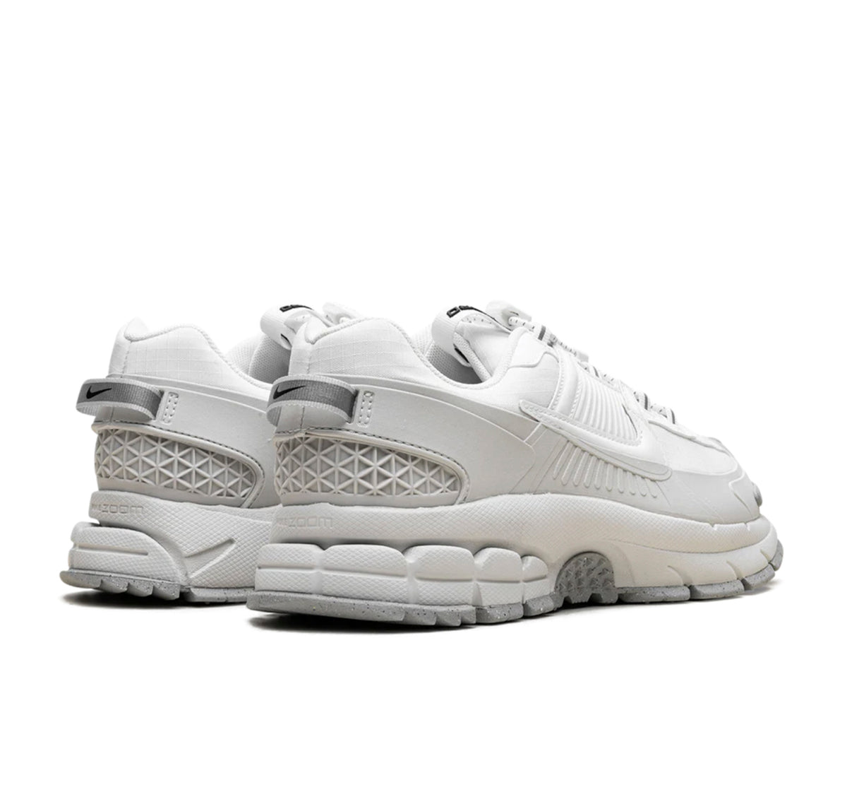 Nike Zoom Vomero Roam Summit White