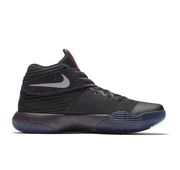 Nike Kyrie 2 "Wolf Pack" - vista alterna