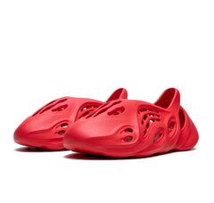 Yeezy Foam RNNR Vermillion