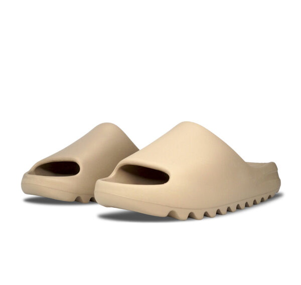 Yeezy Slide “Pure”