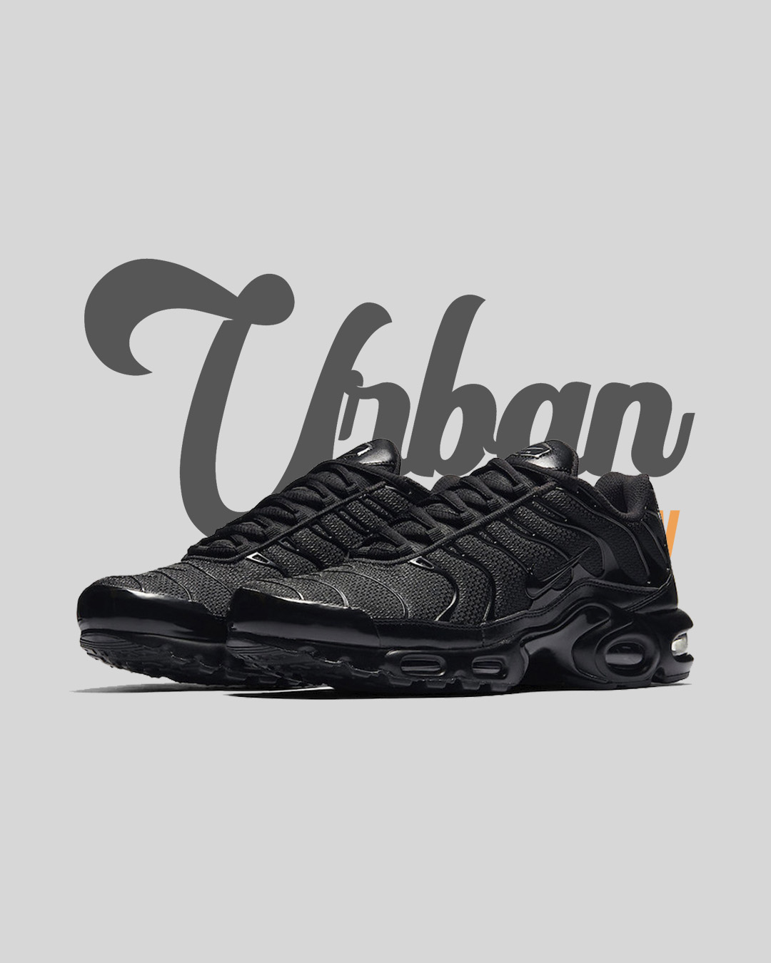 nike tn plus triple black