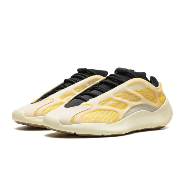 Yeezy Boost 700 V3 “Safflower”