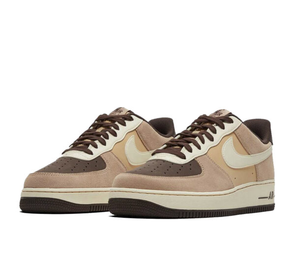 Nike Air Force 1 ’07 LV8 ‘Baroque Brown