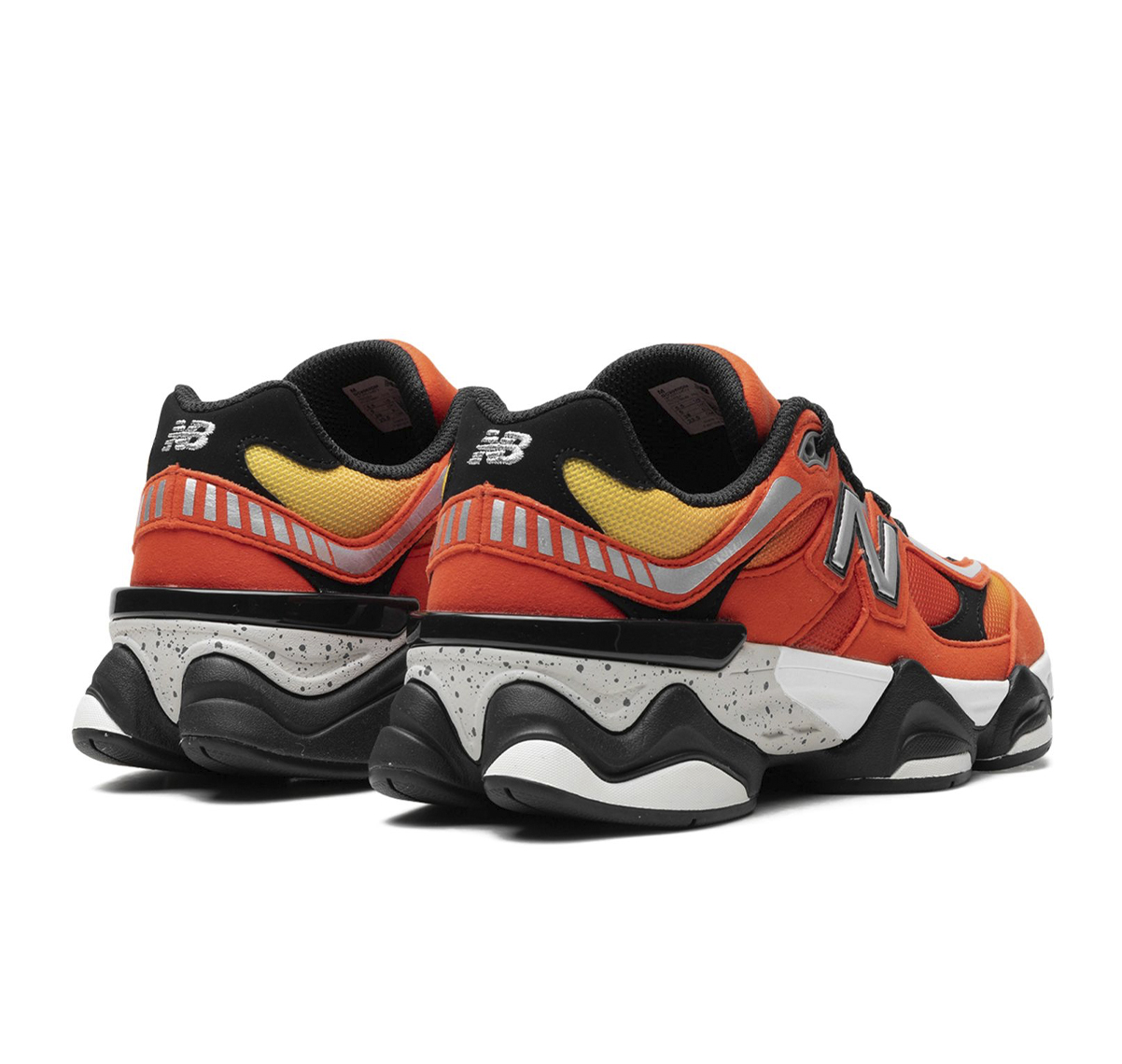 New Balance 9060 DTLR Fire Sign - Imagen 3