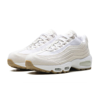 Nike Air Max 95 OG “Levis Light Orewood Brown”
